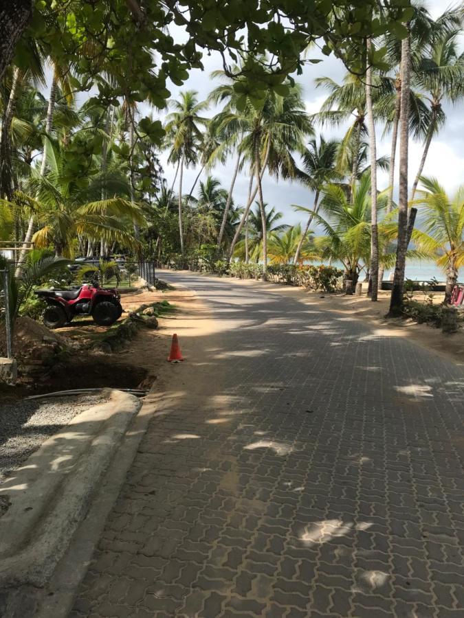 Cozy Oceanfront Villa With Direct Beach Access Las Terrenas Exteriör bild