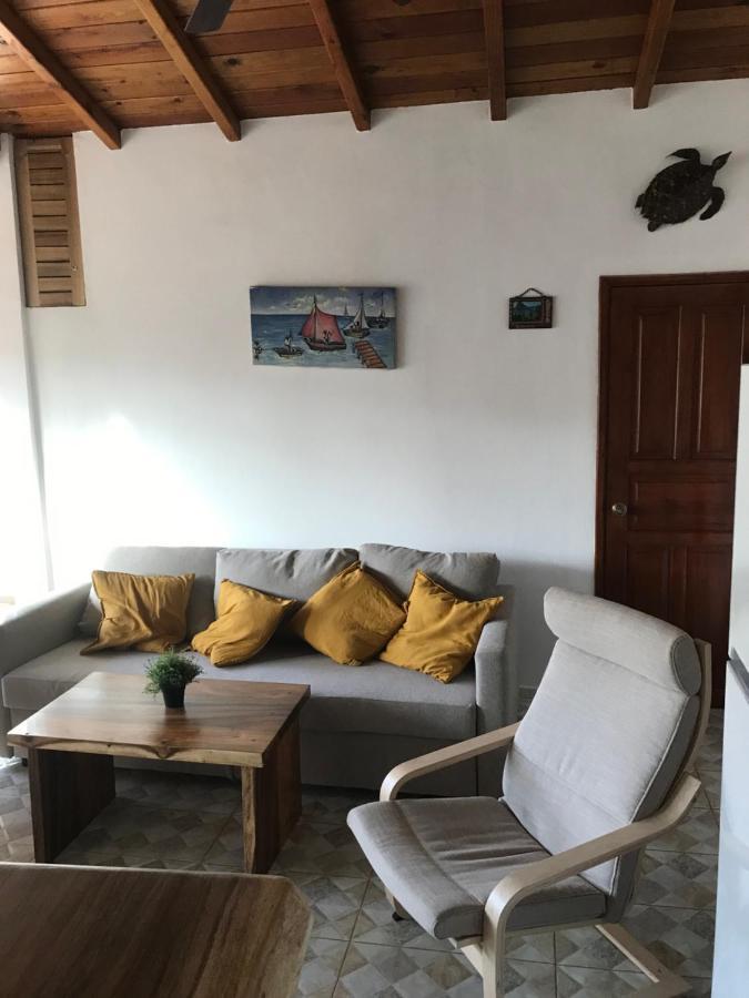 Cozy Oceanfront Villa With Direct Beach Access Las Terrenas Exteriör bild