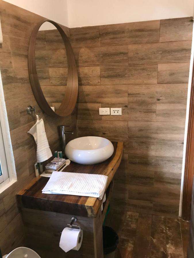 Cozy Oceanfront Villa With Direct Beach Access Las Terrenas Exteriör bild