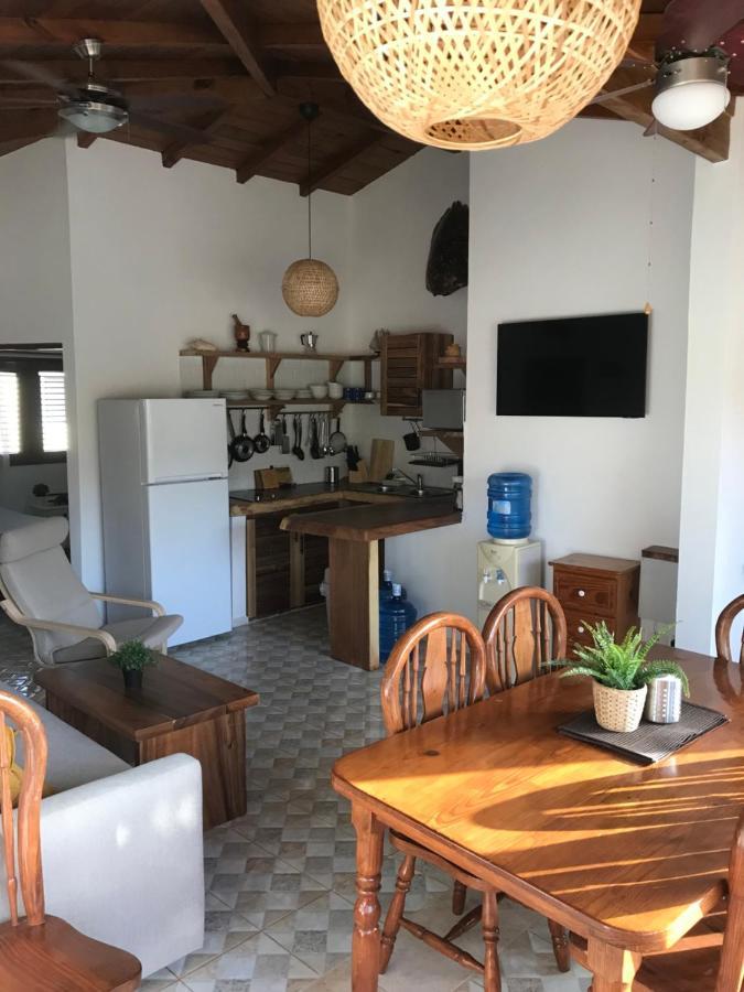 Cozy Oceanfront Villa With Direct Beach Access Las Terrenas Exteriör bild