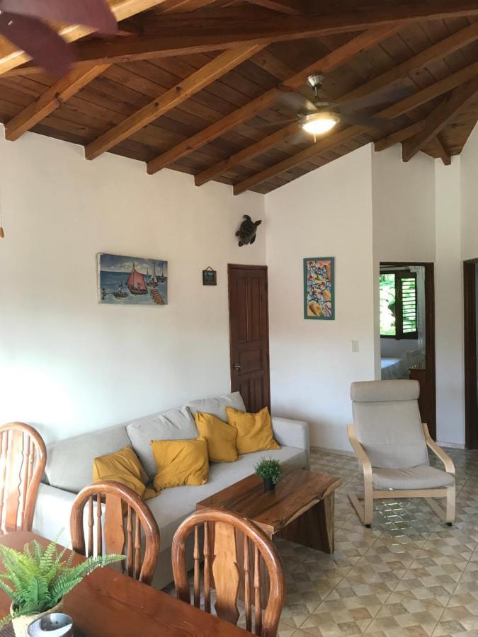 Cozy Oceanfront Villa With Direct Beach Access Las Terrenas Exteriör bild