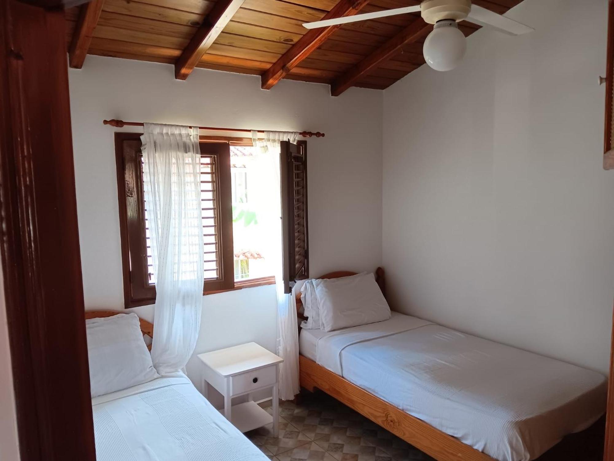 Cozy Oceanfront Villa With Direct Beach Access Las Terrenas Exteriör bild
